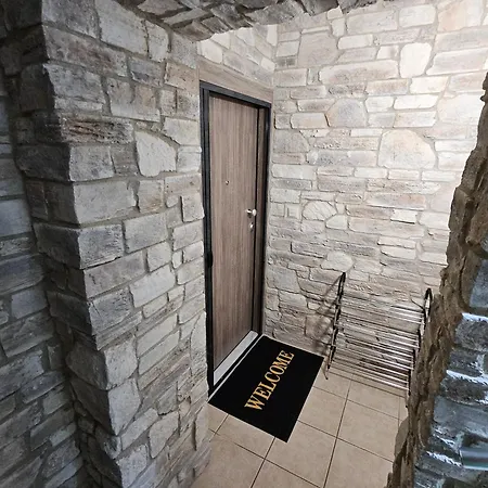 Anesis Leptokarya (Pieria)