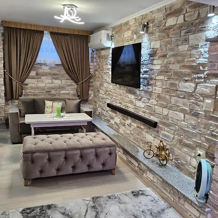 Anesis Apartment